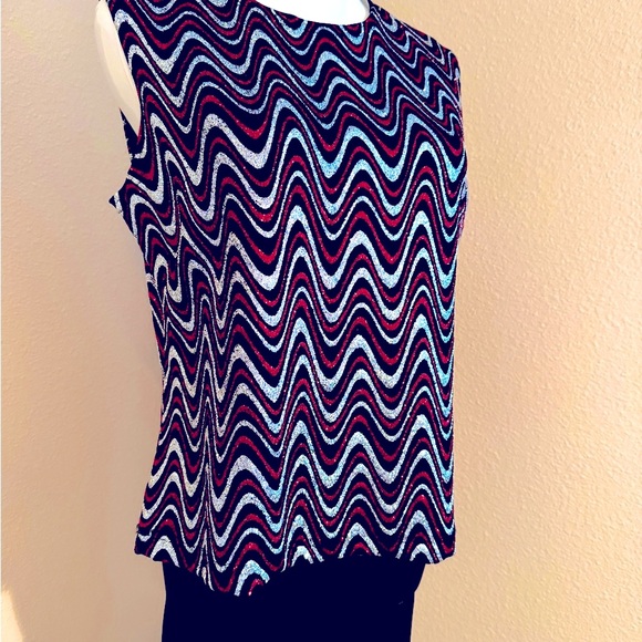 Sleeveless Blouse. Sparkly, Classy, Elegant - Picture 6 of 8